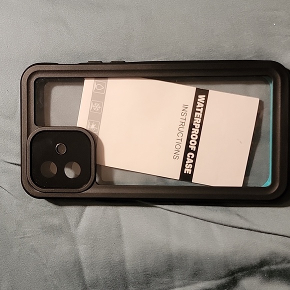 Iphone 12 6.1 phone case - Picture 2 of 5